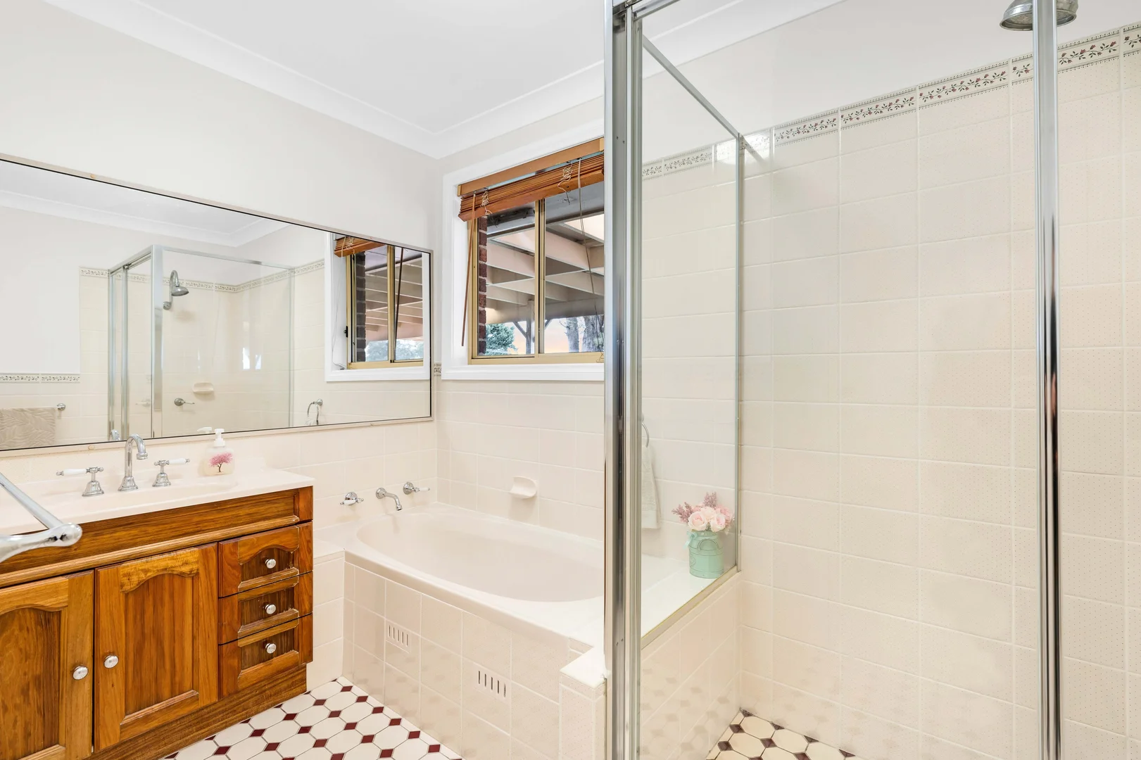 Additional image 8 of 1 John Street, The Oaks NSW 2570