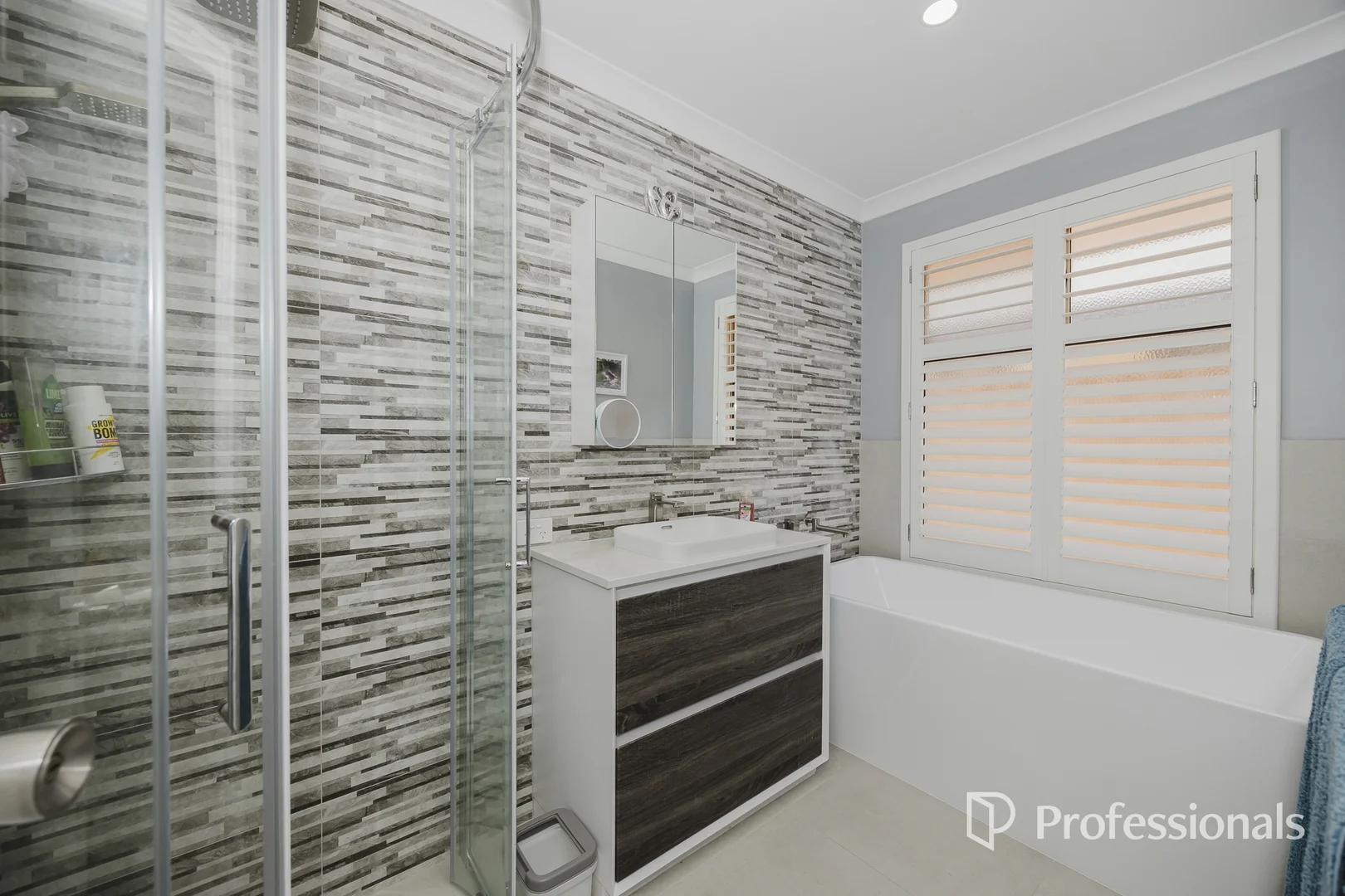 Additional image 14 of 71 Camborne Parkway, Butler WA 6036