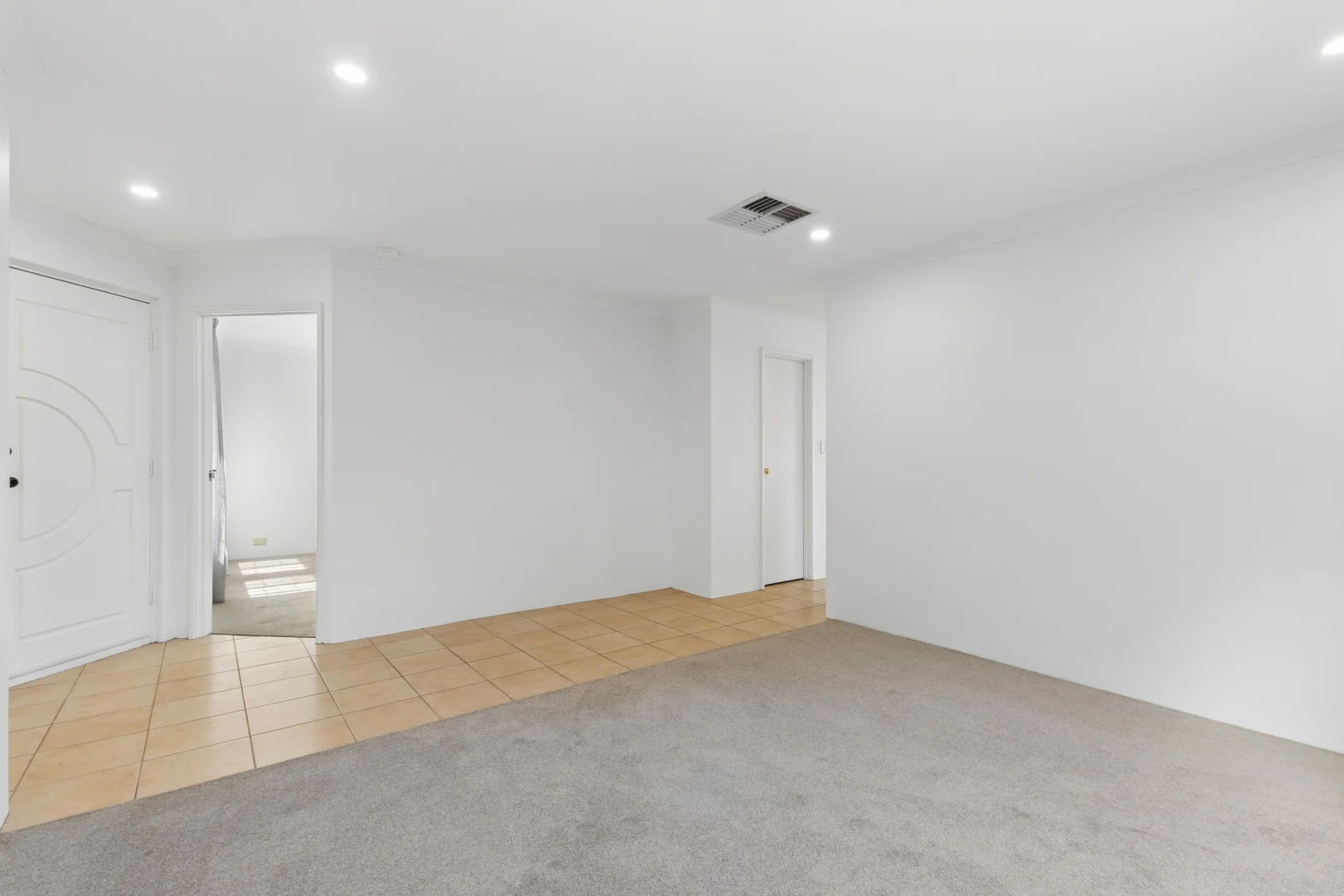 Additional image 16 of 216 Gabriel Street, Cloverdale WA 6105