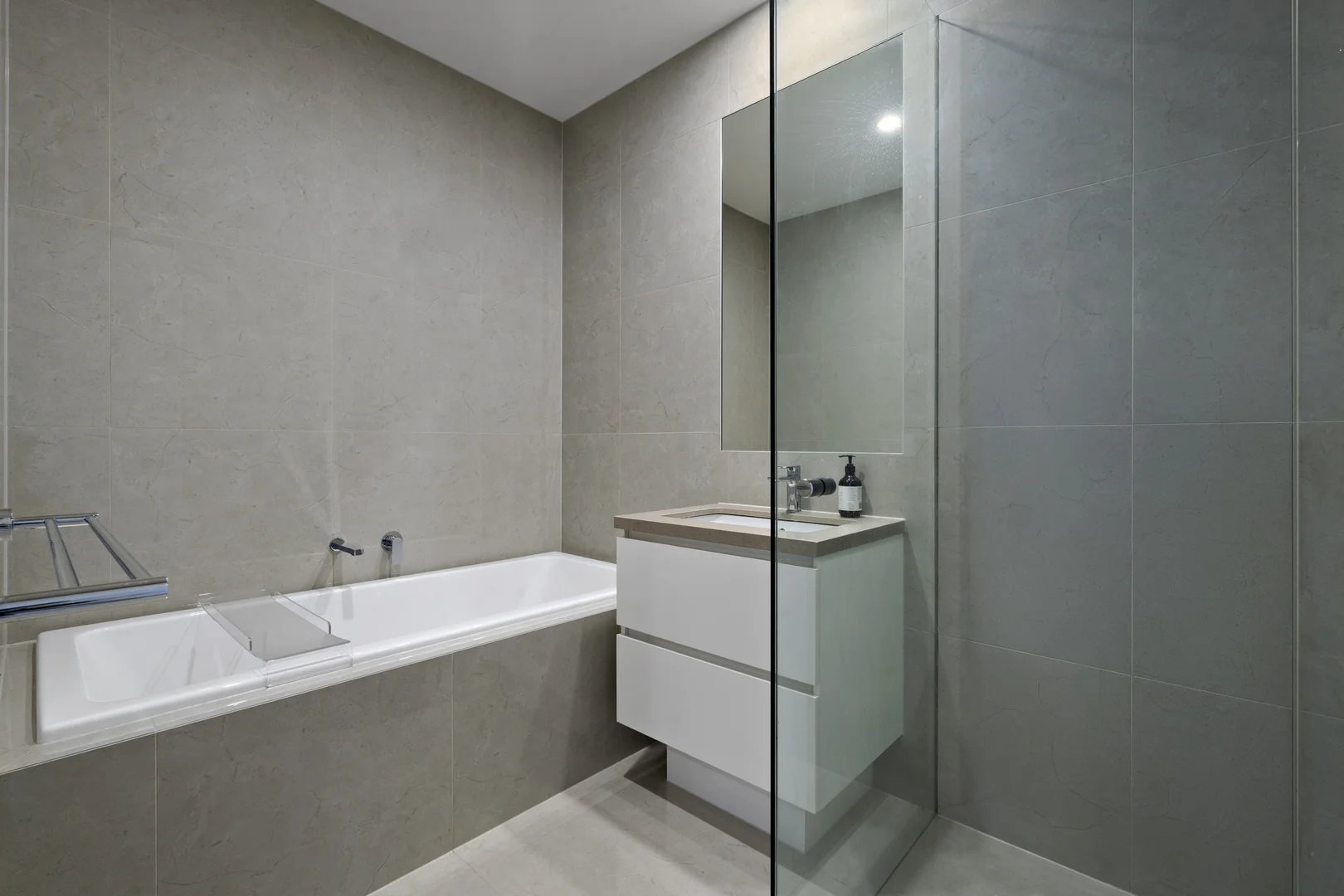 Additional image 8 of 1/4 Garden Road, Camberwell VIC 3124