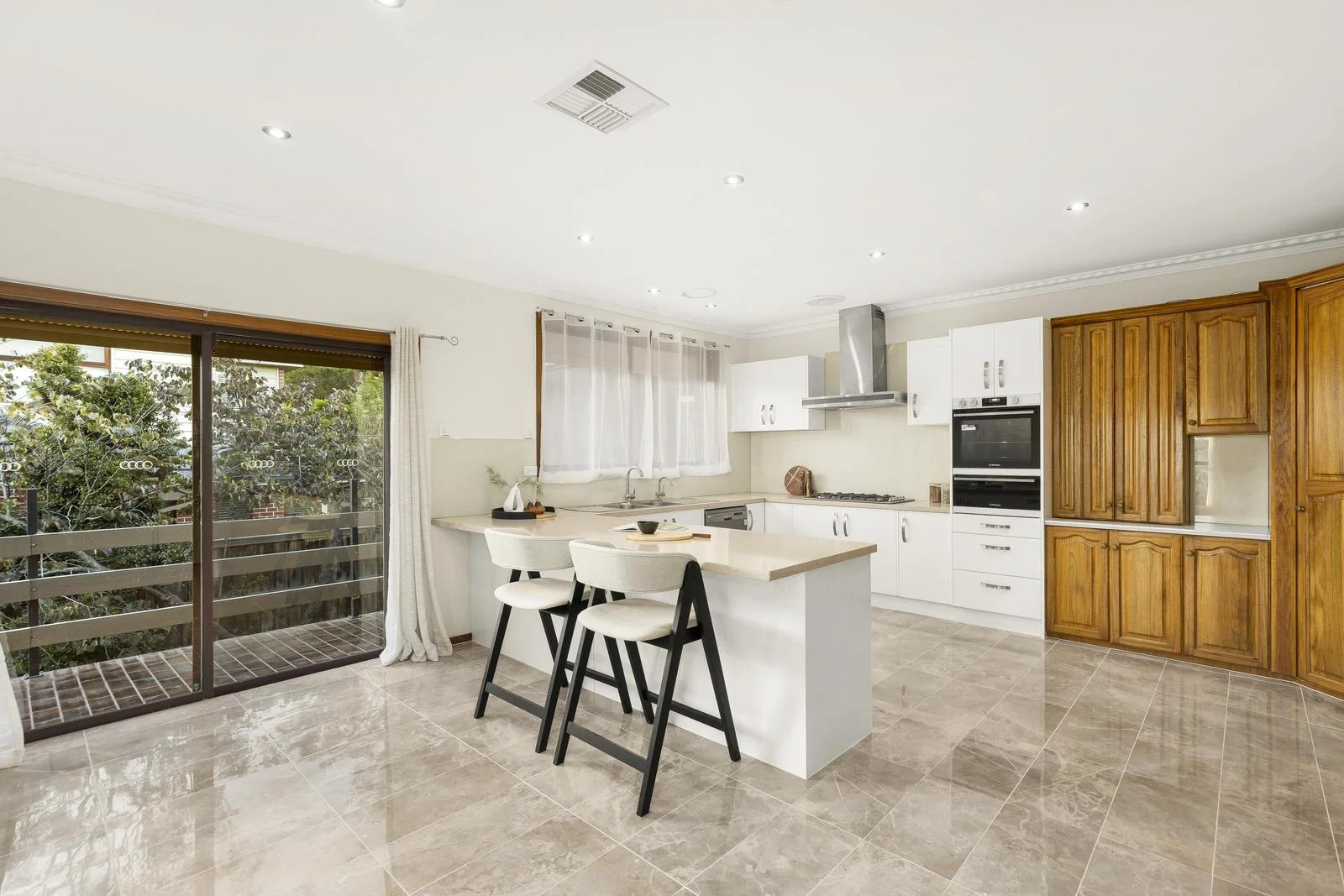 Additional image 26 of 135 Grandview Grove, Rosanna VIC 3084