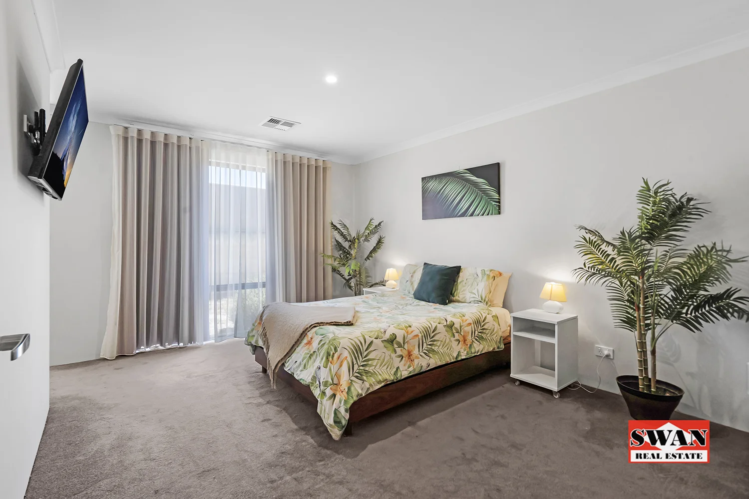 36 Longmore Loop, Swan View WA 6056 photo 5