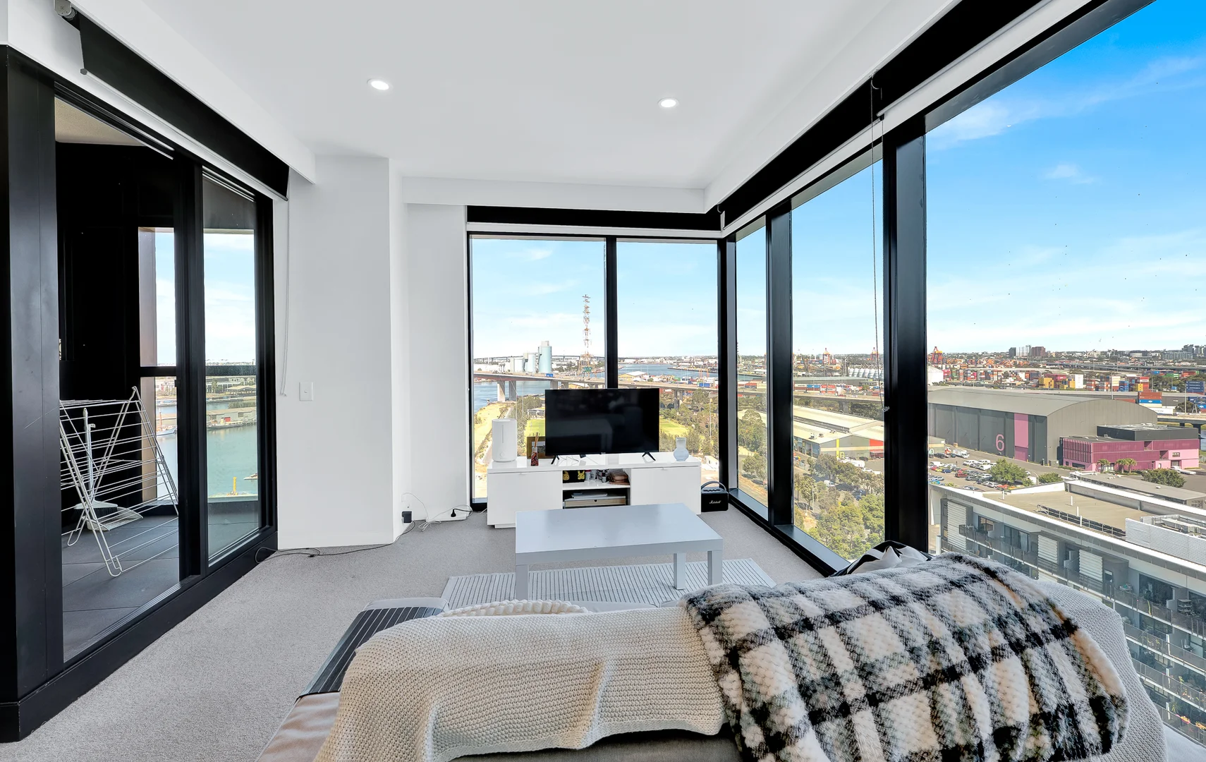 Additional image 5 of 1505/8 Pearl River Rd, Docklands VIC 3008