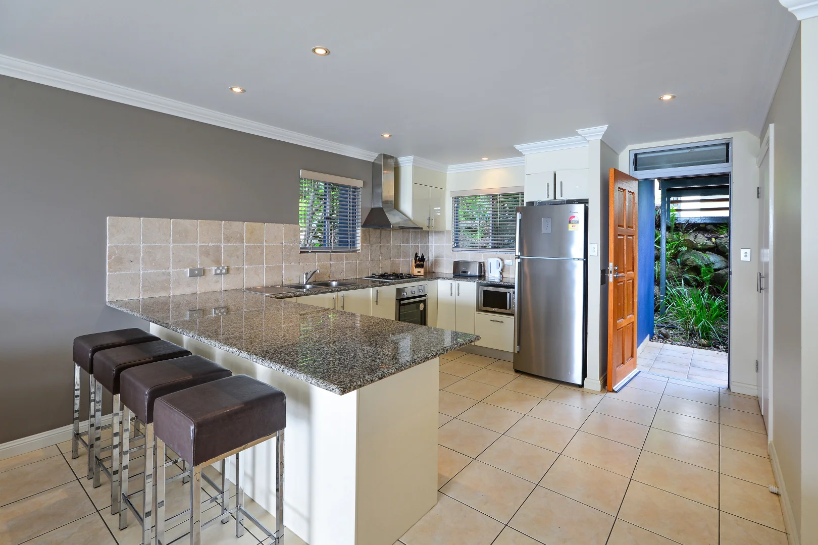 Additional image 2 of Bluewater Views 9/2 Banksia Court, Hamilton Island QLD 4803