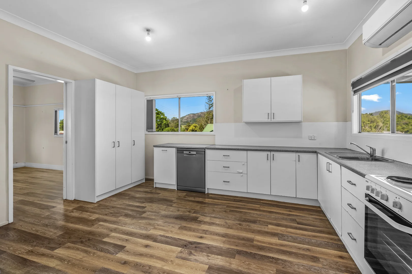 Additional image 3 of 31 Gregson Street, Gloucester NSW 2422