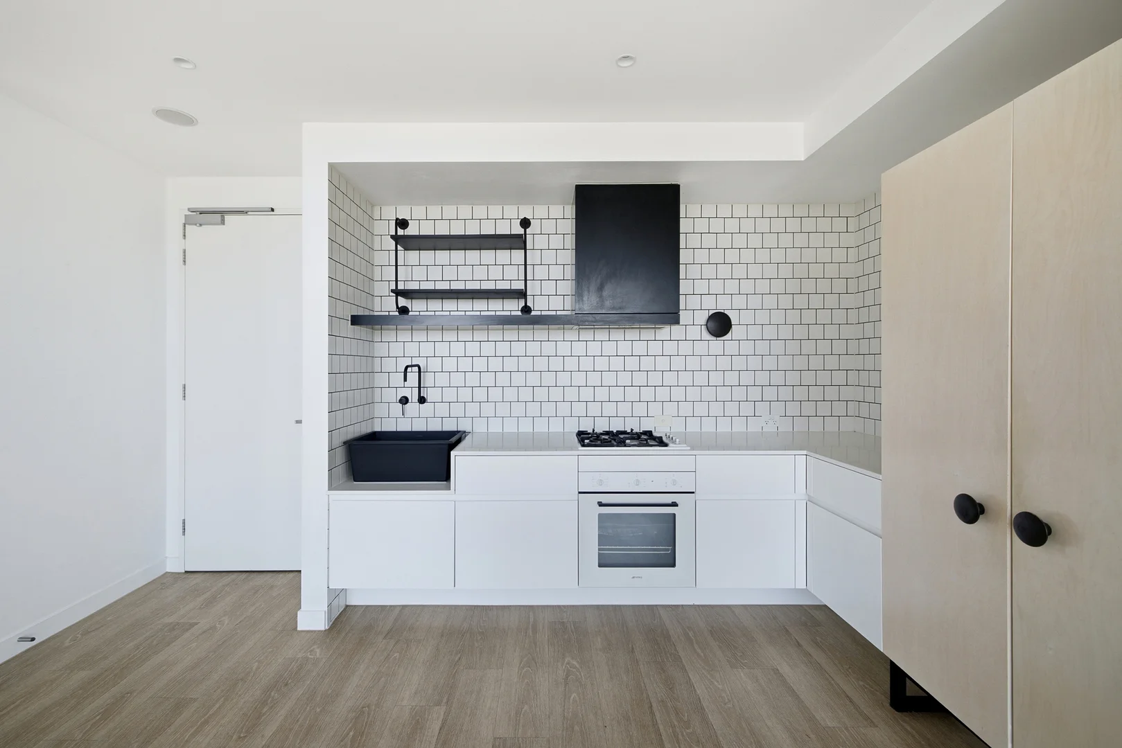 Additional image 2 of 507/2 Morton Avenue, Carnegie VIC 3163