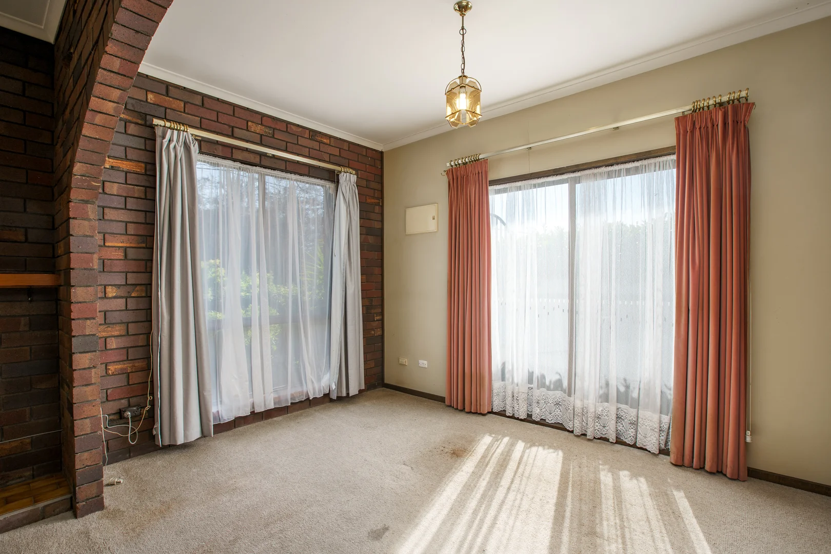 Additional image 3 of 28 Michelle Avenue, Lavington NSW 2641