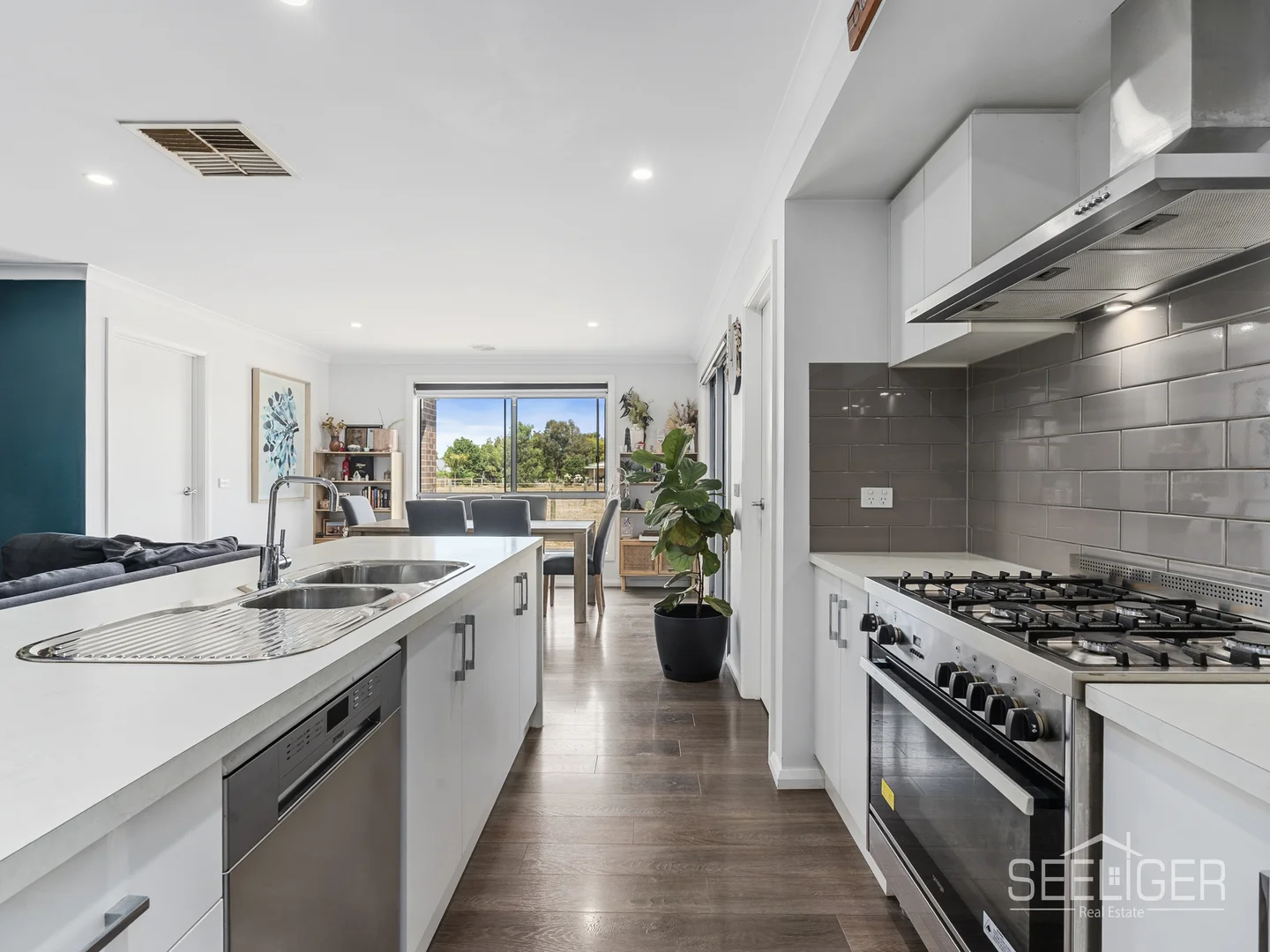 Additional image 3 of 9 Cypress Way, Mulwala NSW 2647