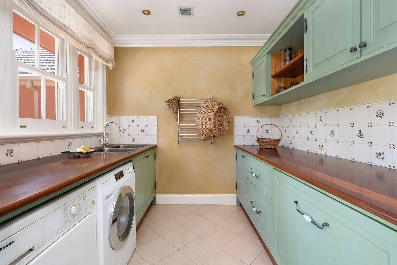 Additional image 30 of 1 Arkana Street, Yarralumla ACT 2600