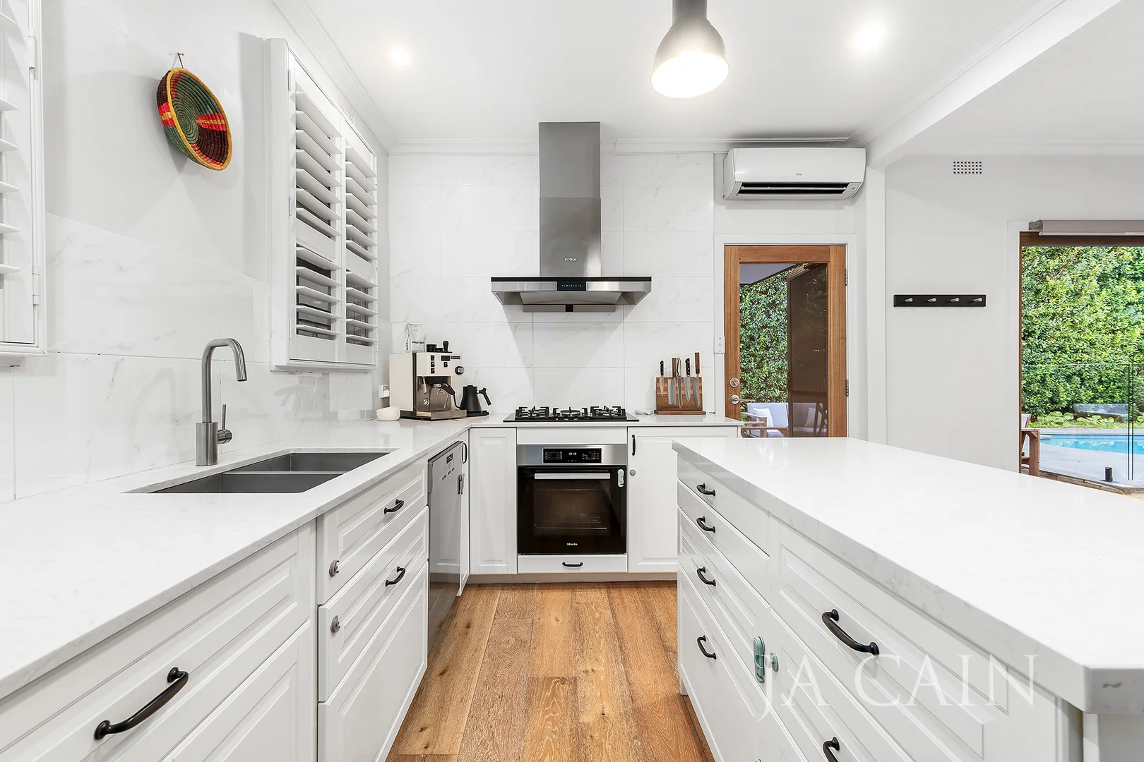 Additional image 7 of 3 Mustang Court, Ashburton VIC 3147