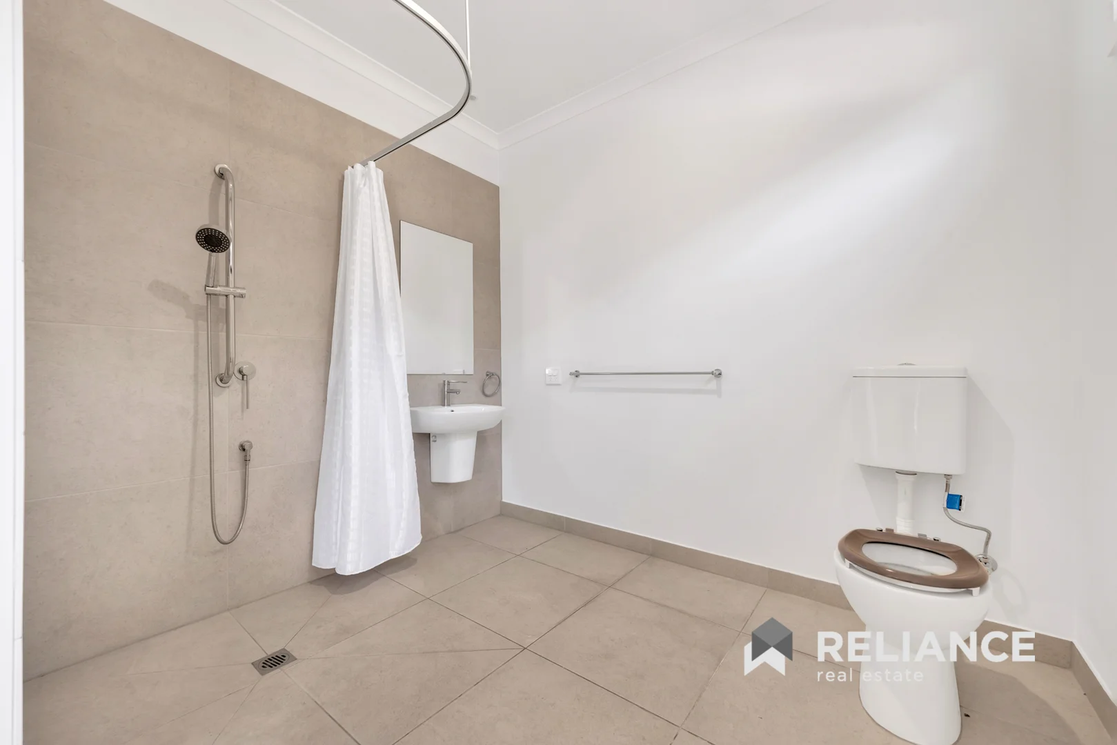 Additional image 11 of 15 Frolic Street, Tarneit VIC 3029