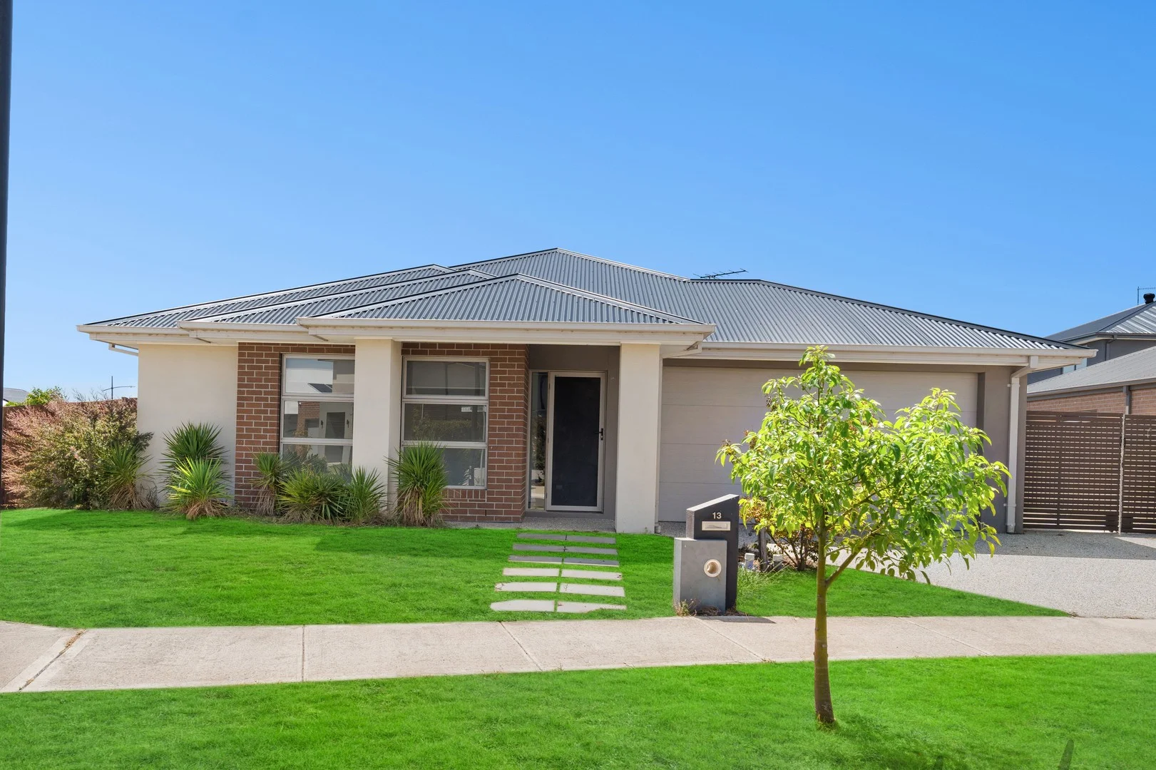 13 Metropolis Way, Donnybrook VIC 3064