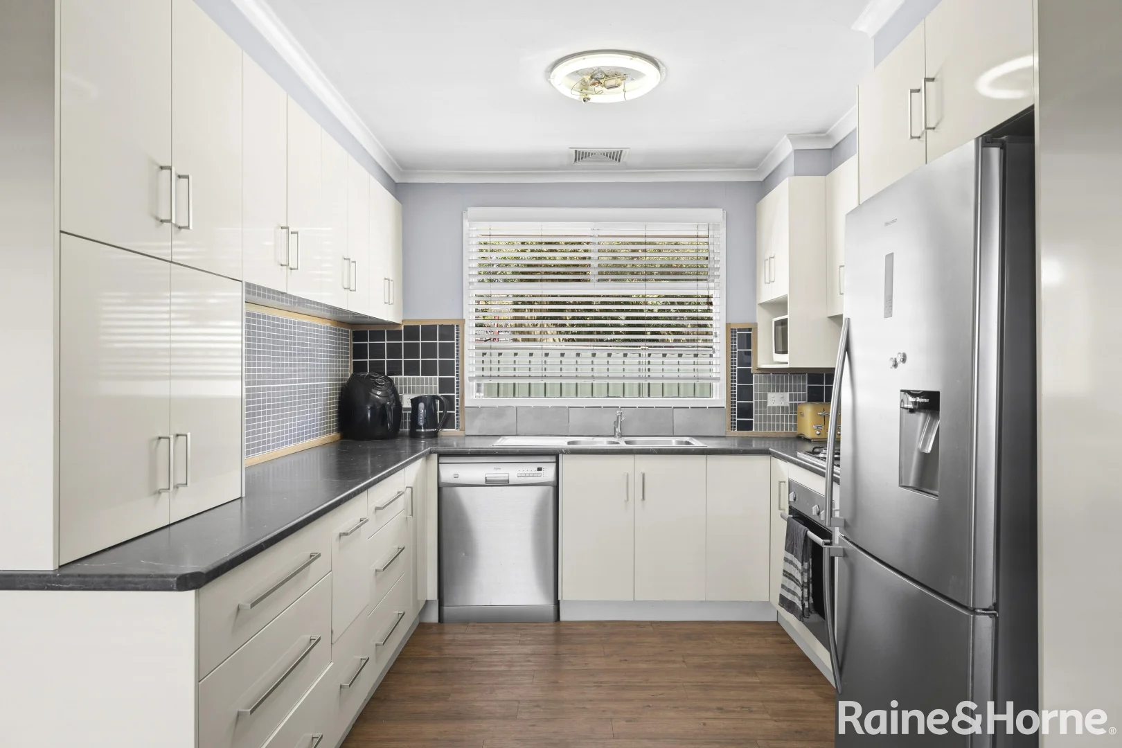 Additional image 5 of 37 Yaldwyn Street West, Kyneton VIC 3444