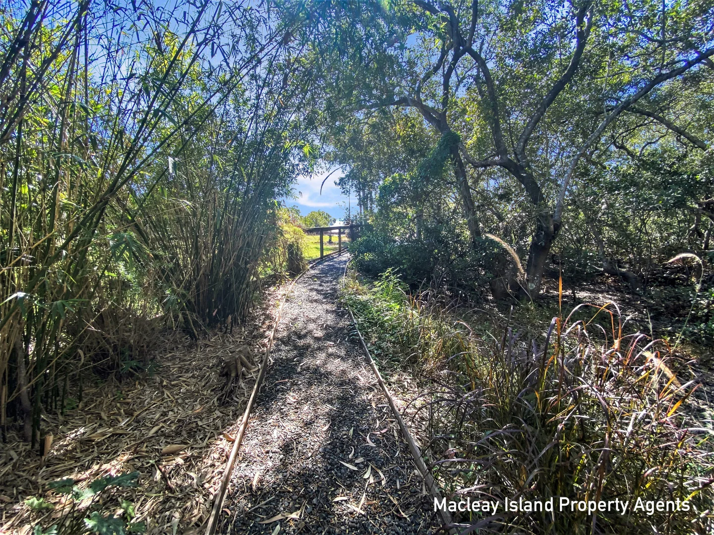 Additional image 25 of 23 Beelong Street, Macleay Island QLD 4184