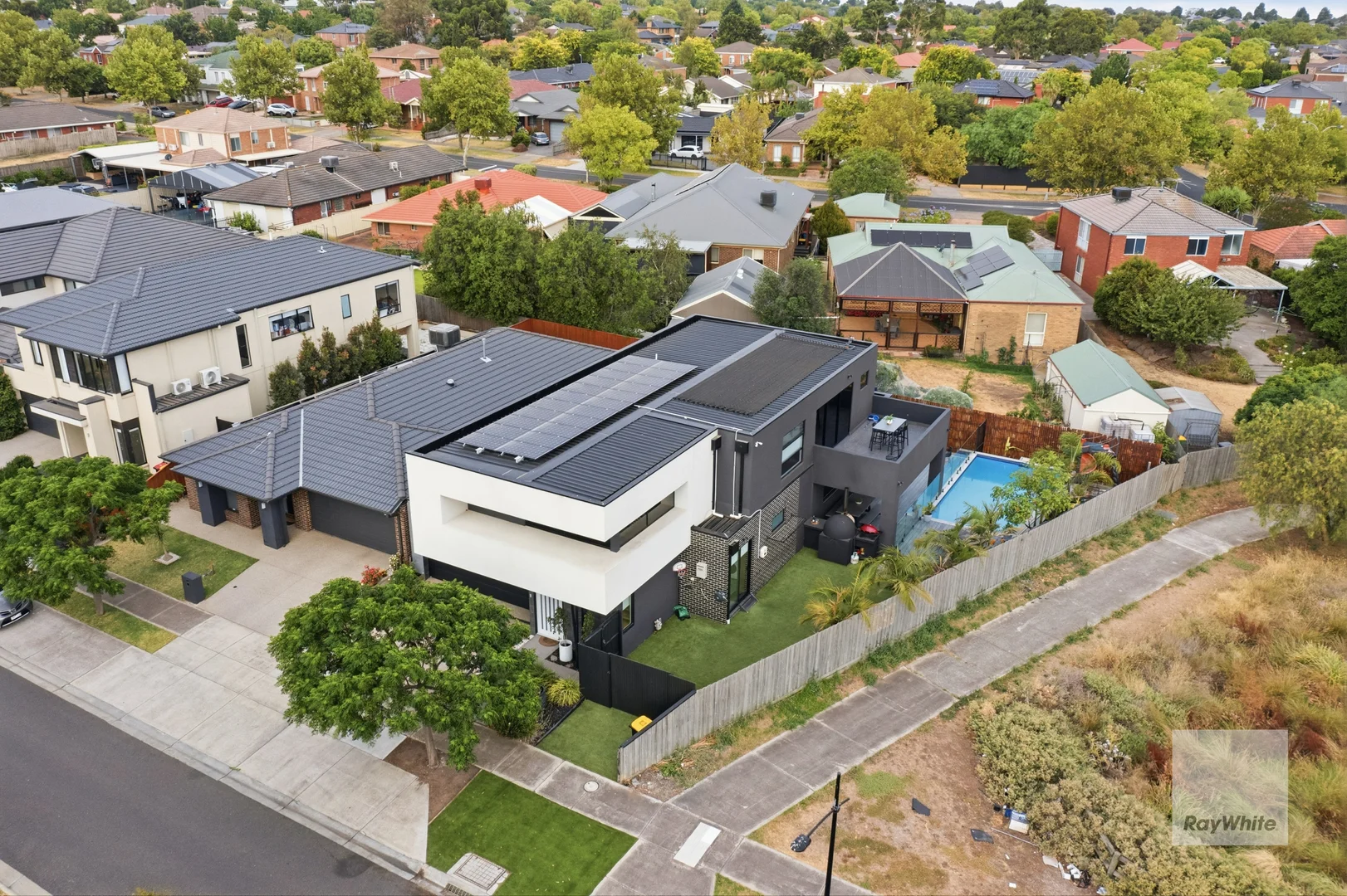 Additional image 25 of 48 King Drive, Hillside VIC 3037