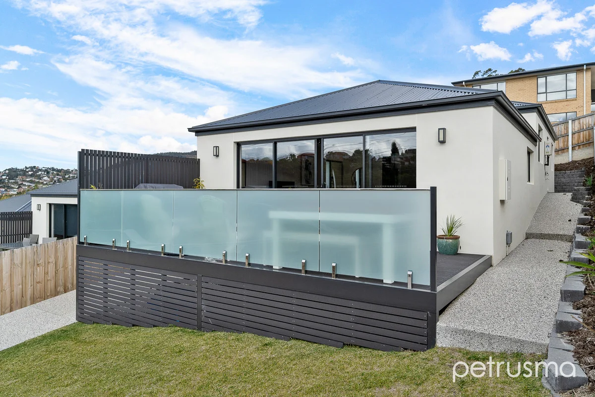 Additional image 17 of 2/9 Chaucer Road, Lenah Valley TAS 7008