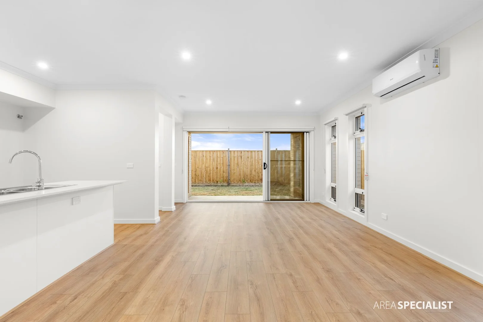 Additional image 12 of 15 Cotswold Street, Mambourin VIC 3024