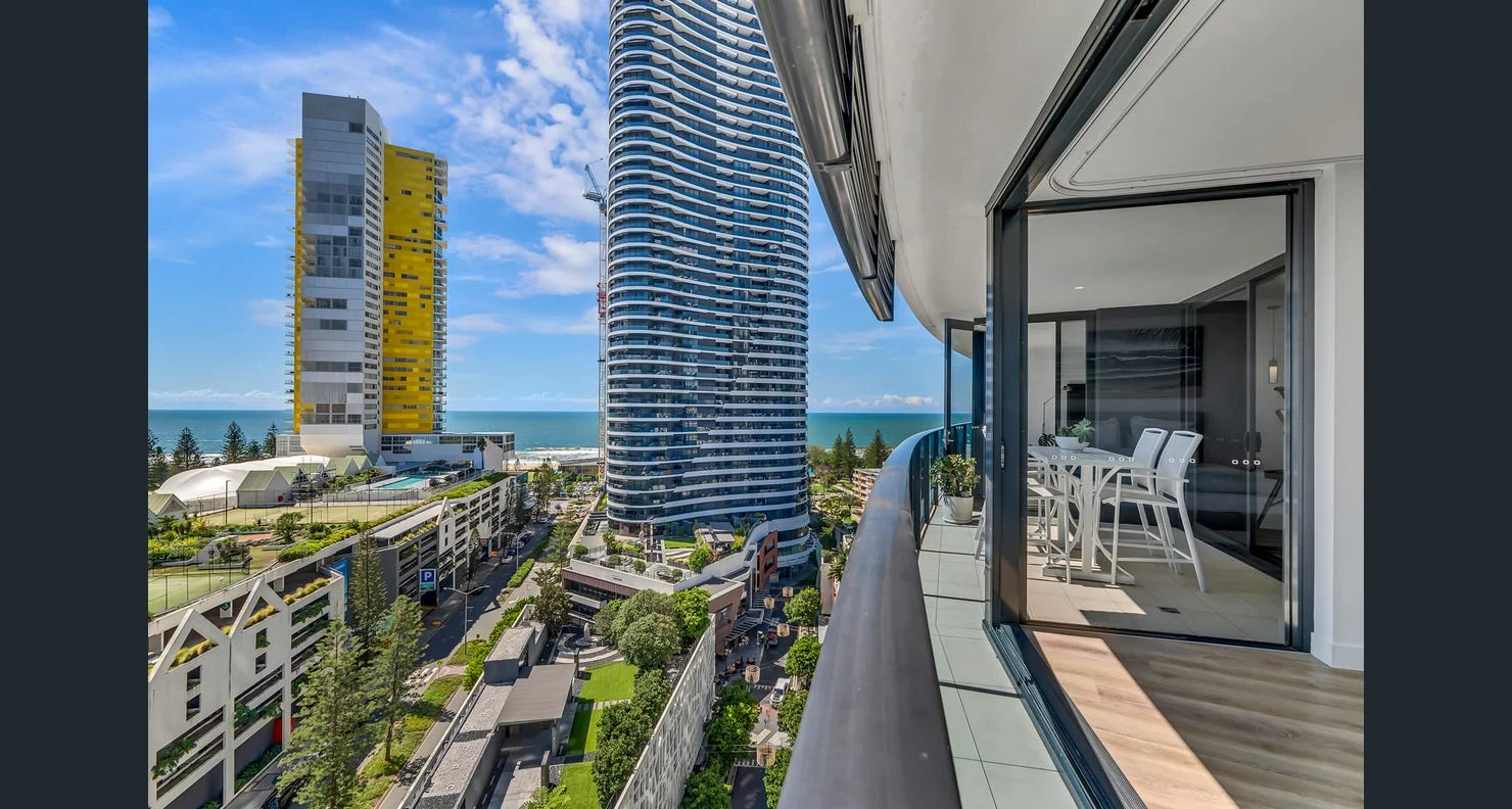 21204/21 Elizabeth Avenue, Broadbeach QLD 4218