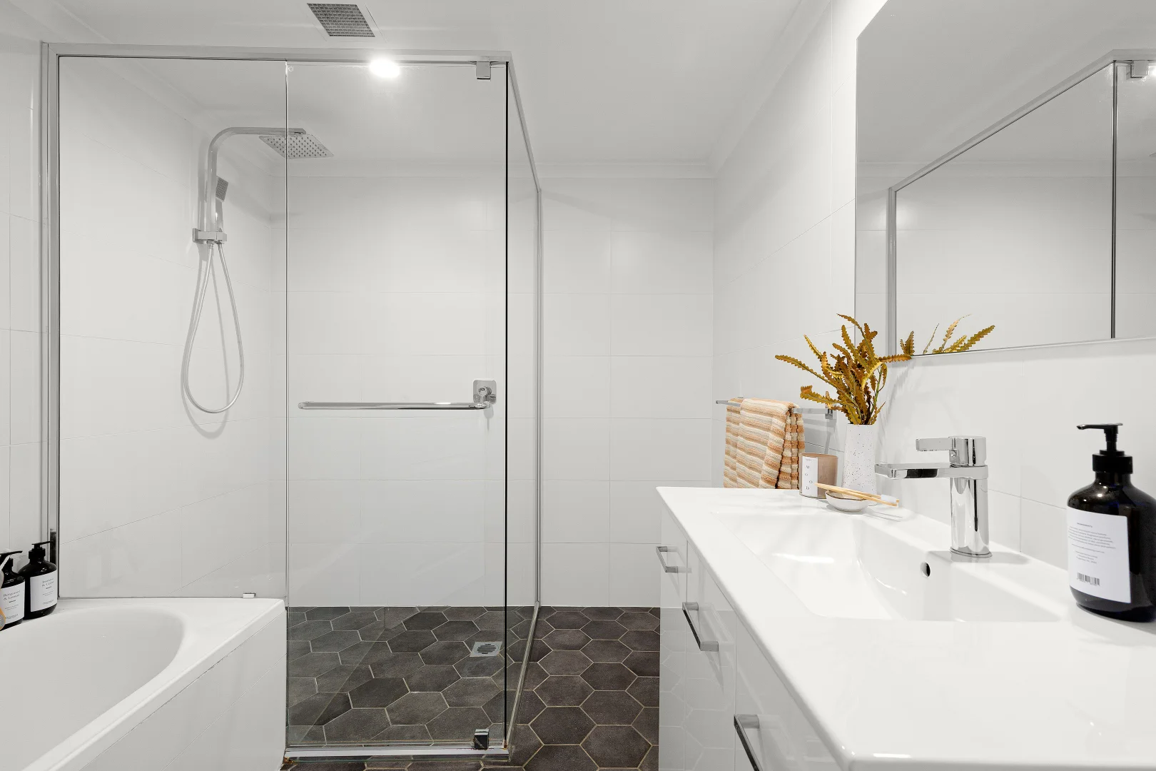Additional image 7 of 4/192-194 Longueville Road, Lane Cove NSW 2066