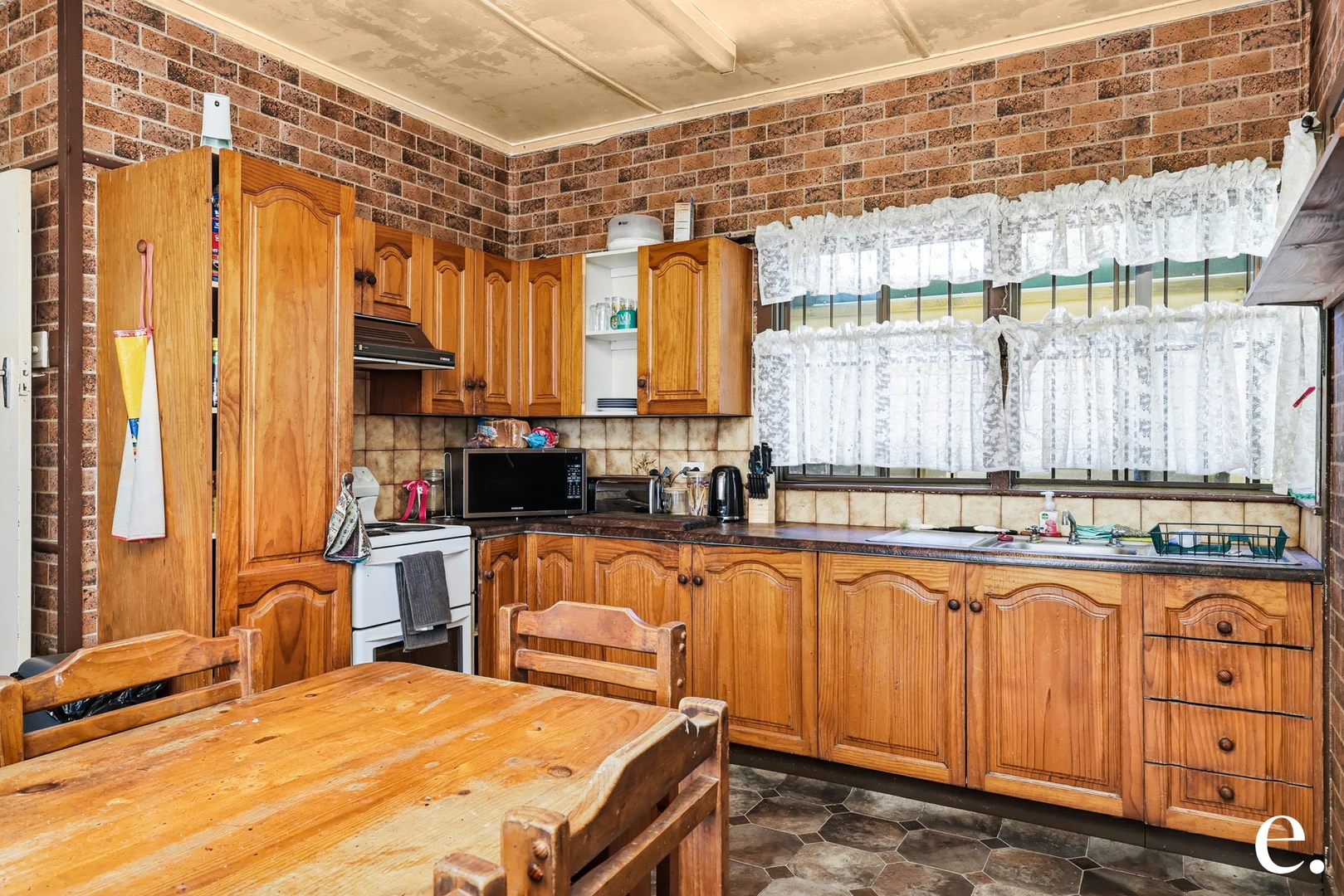 Additional image 2 of 8 Stickley Street, West Rockhampton QLD 4700