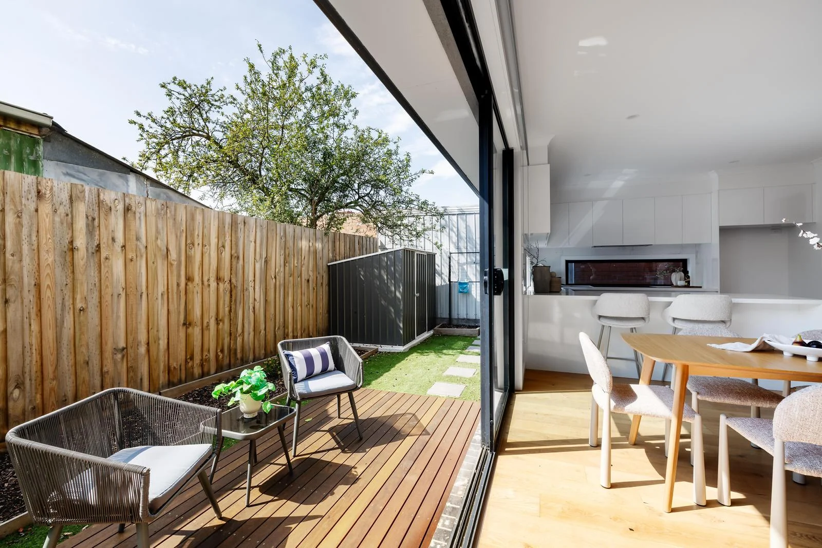 Additional image 16 of 2/30 Oriel Road, Ivanhoe VIC 3079