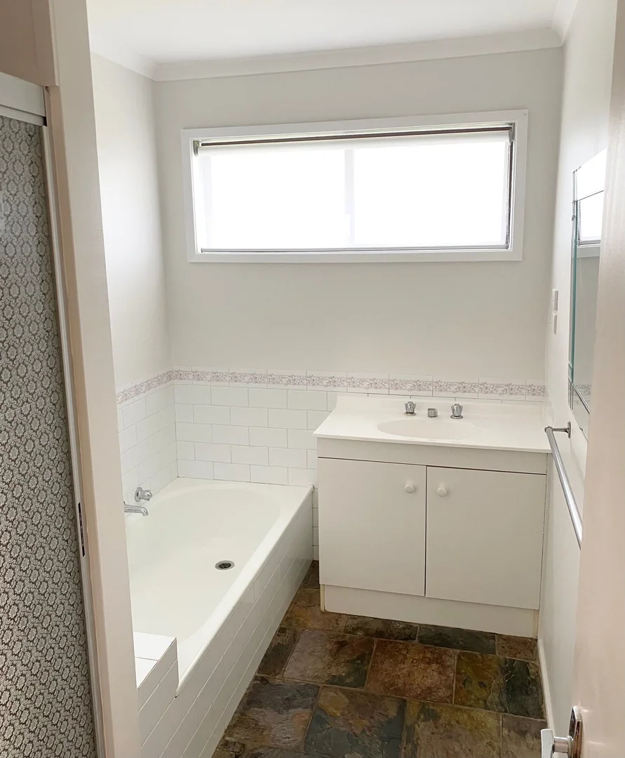 Additional image 8 of 1/3 Carmell Drive, Warrnambool VIC 3280