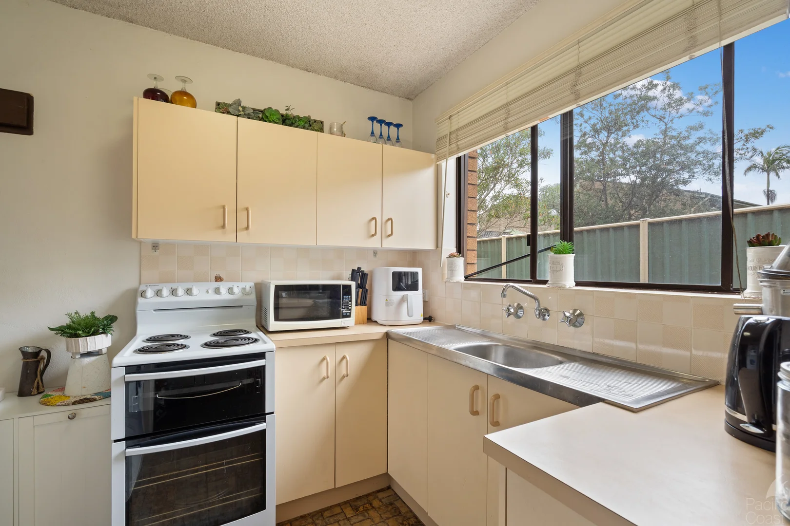 Additional image 6 of 3/72 Bent Street, Tuncurry NSW 2428