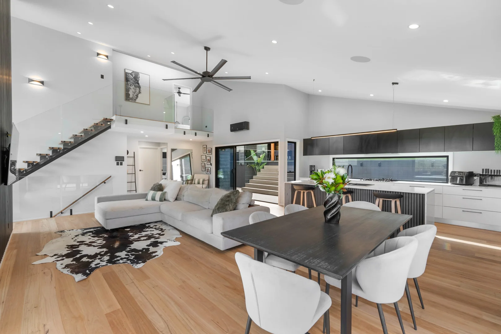 Additional image 11 of 37 Treeview Place, Saratoga NSW 2251