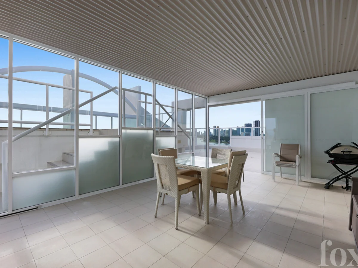 Additional image 24 of 33/242 Marine Parade, Labrador QLD 4215