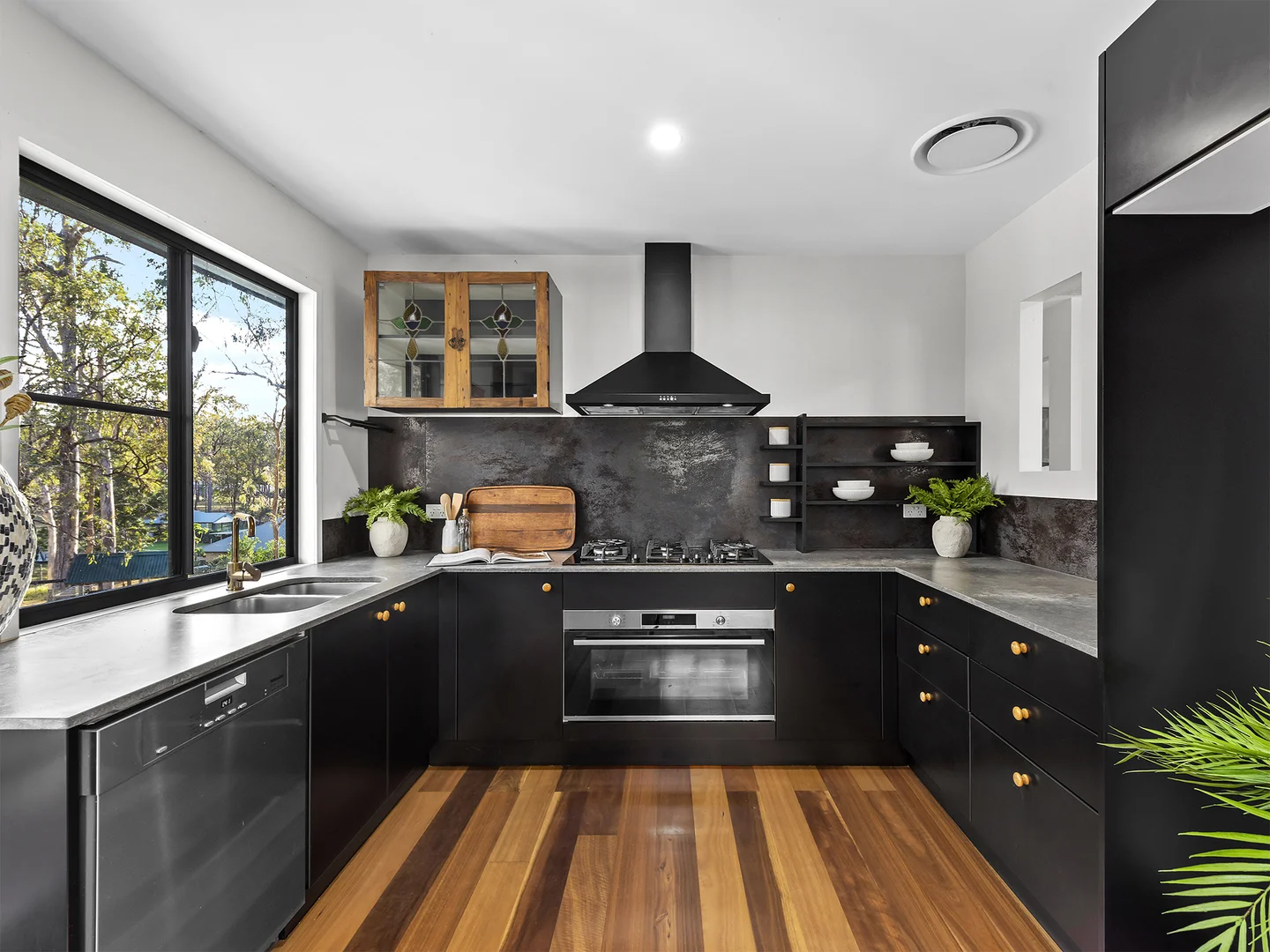 Additional image 10 of 103 Warriewood Street, Chandler QLD 4155