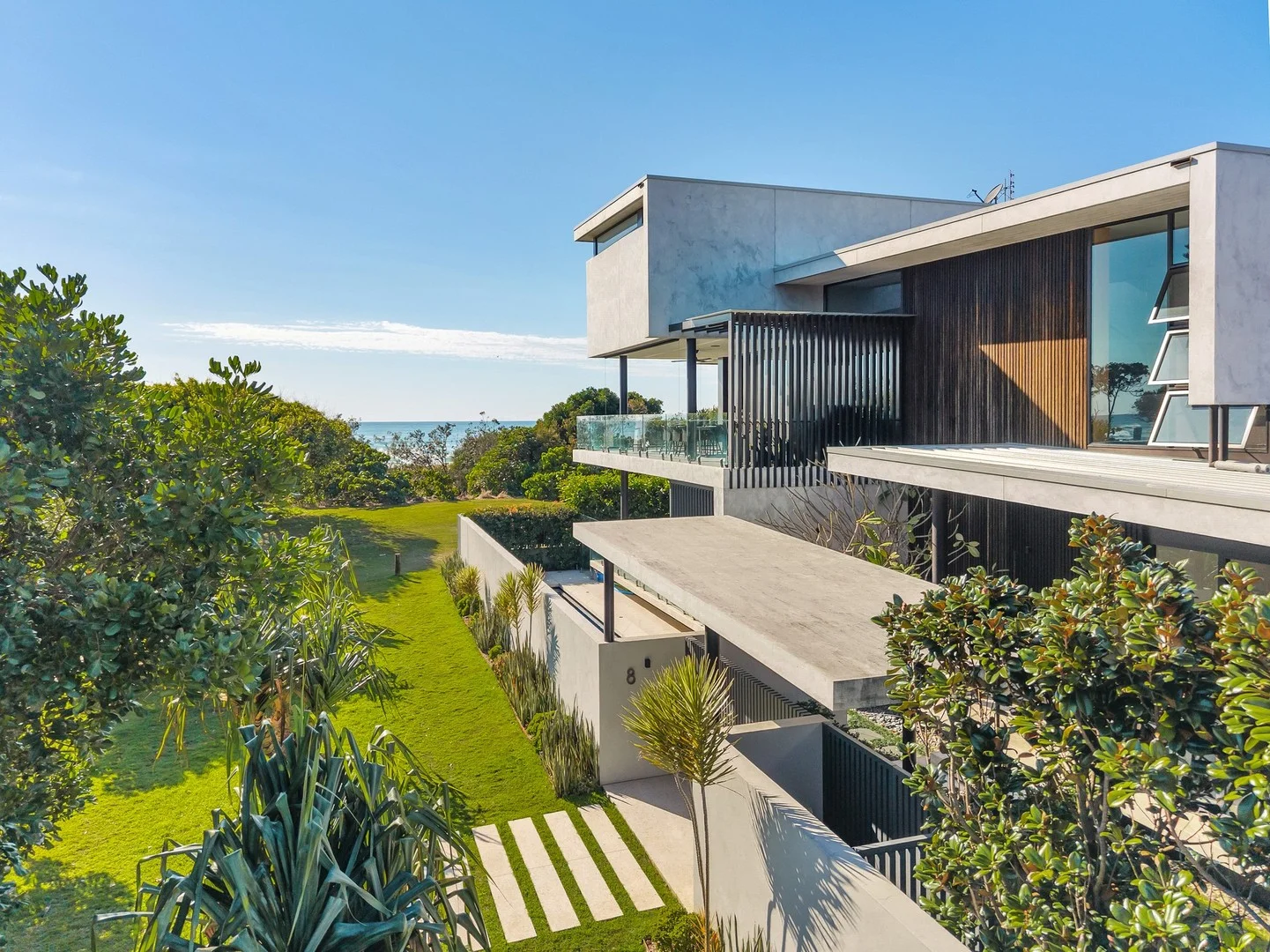 8 Palm Avenue, Cabarita Beach NSW 2488