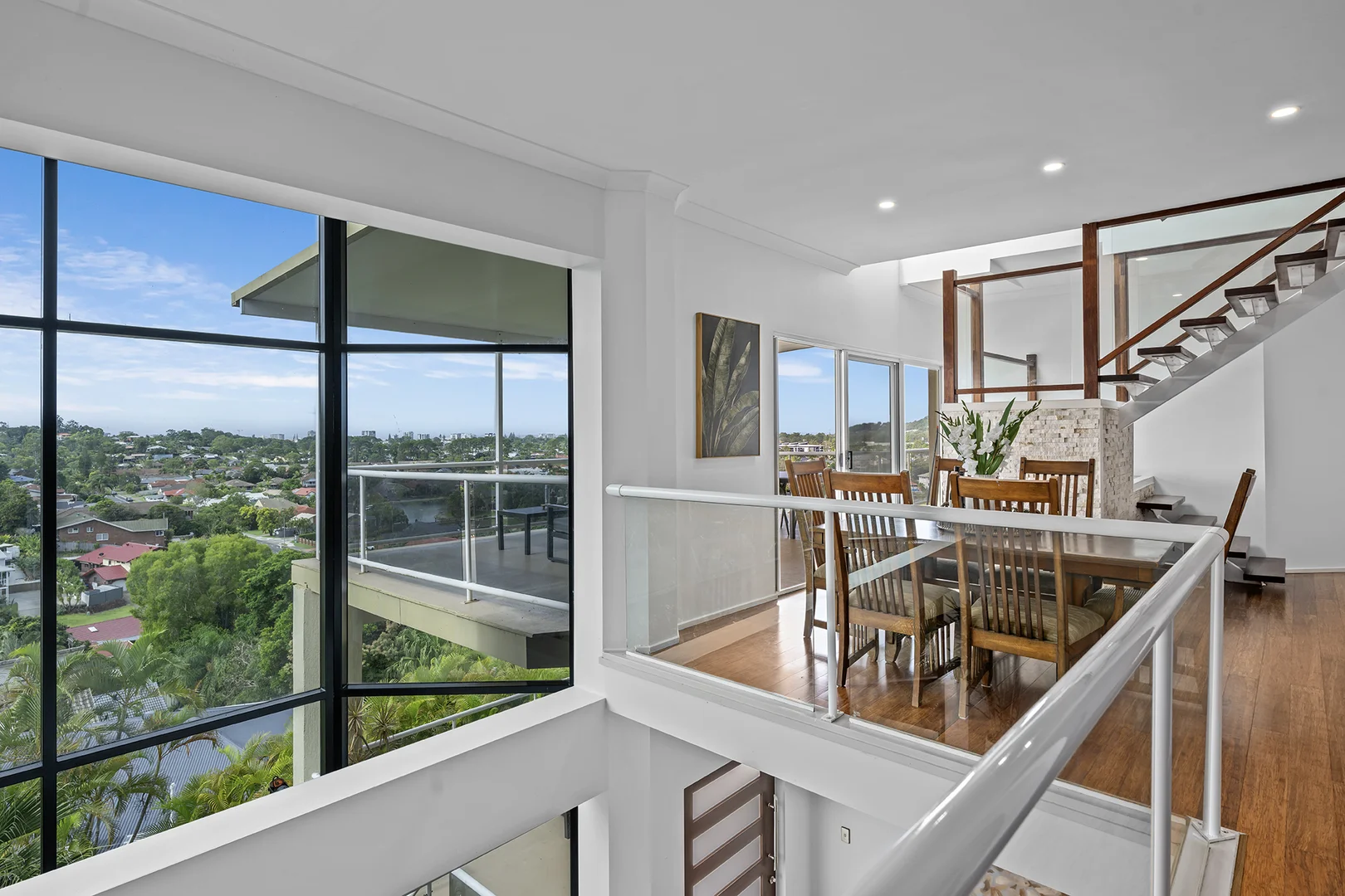 Additional image 14 of 10 Radiata Court, Elanora QLD 4221