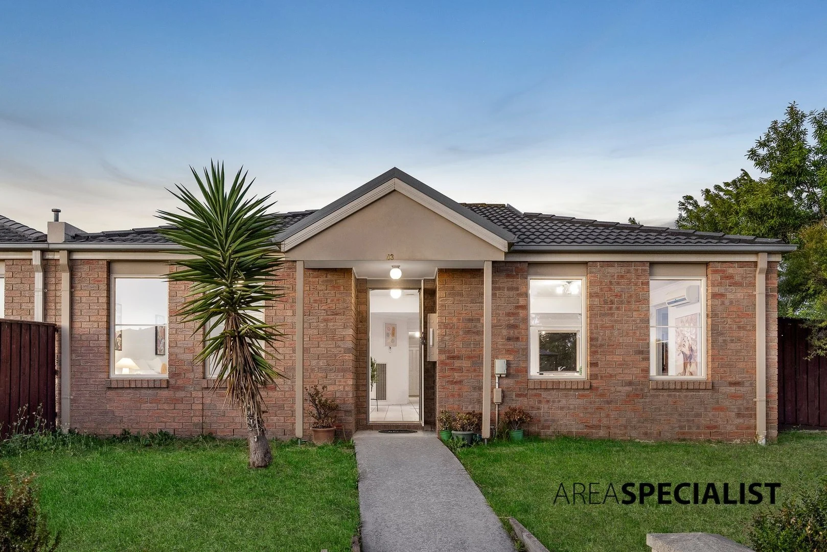 43 Honey Myrtle Way, Cranbourne VIC 3977