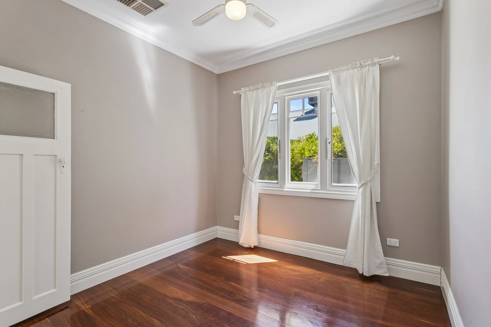 Additional image 24 of 10 Holmesdale Road, Woodbridge WA 6056