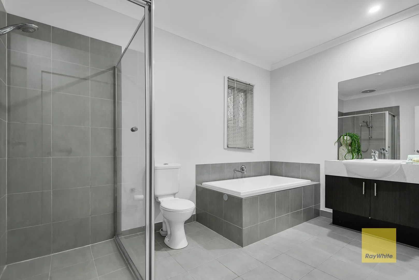 Additional image 7 of 32 Everholme Dr, Truganina VIC 3029