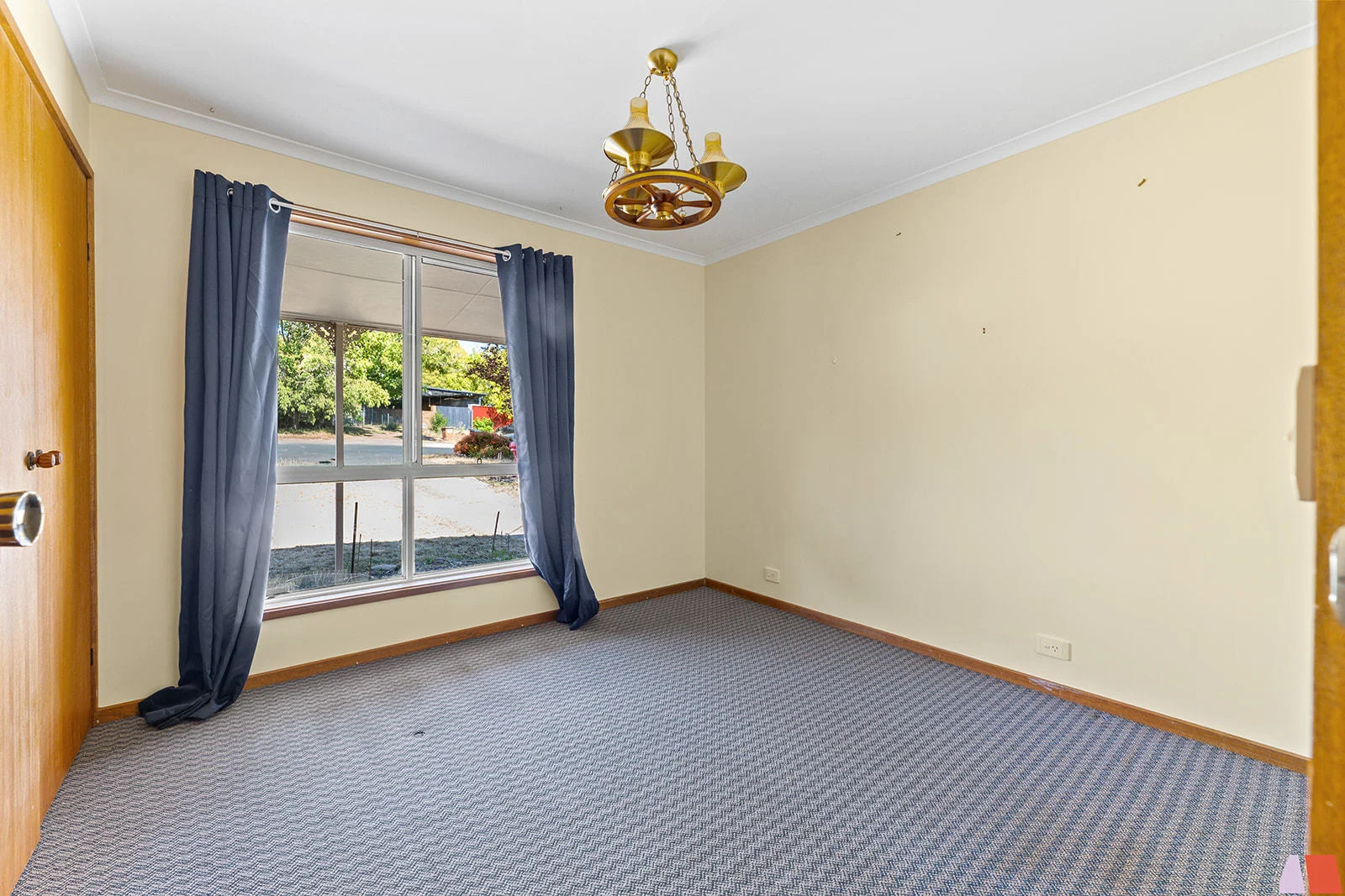 Additional image 10 of 6 McBean Parade, Yass NSW 2582