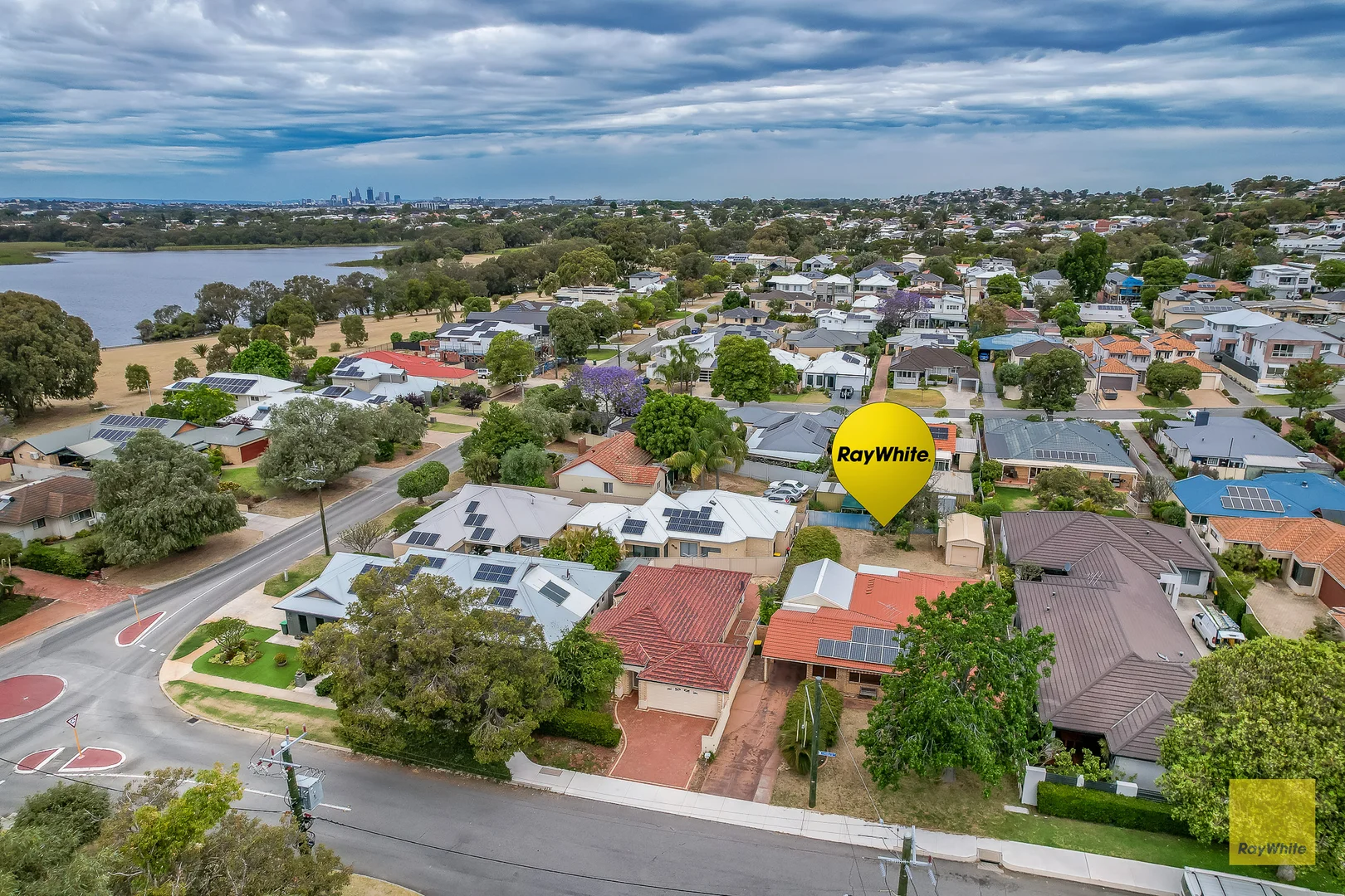 Additional image 10 of 33A Charles Street, Karrinyup WA 6018