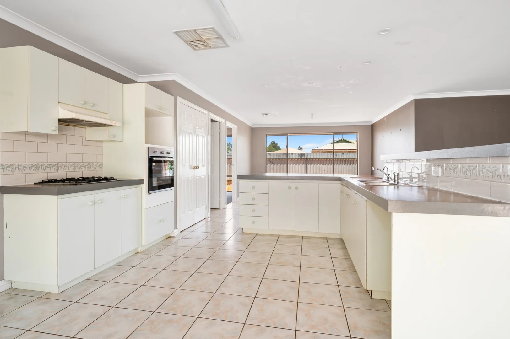 Additional image 3 of 16 Trevaskis Street, Somerville WA 6430