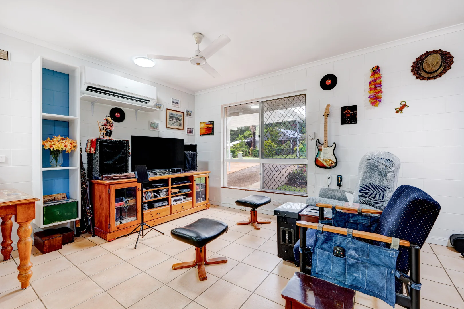 Additional image 9 of 25 Kent Cl, Mission Beach QLD 4852