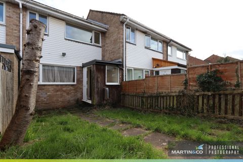 The Hawthorns, Pentwyn CF23