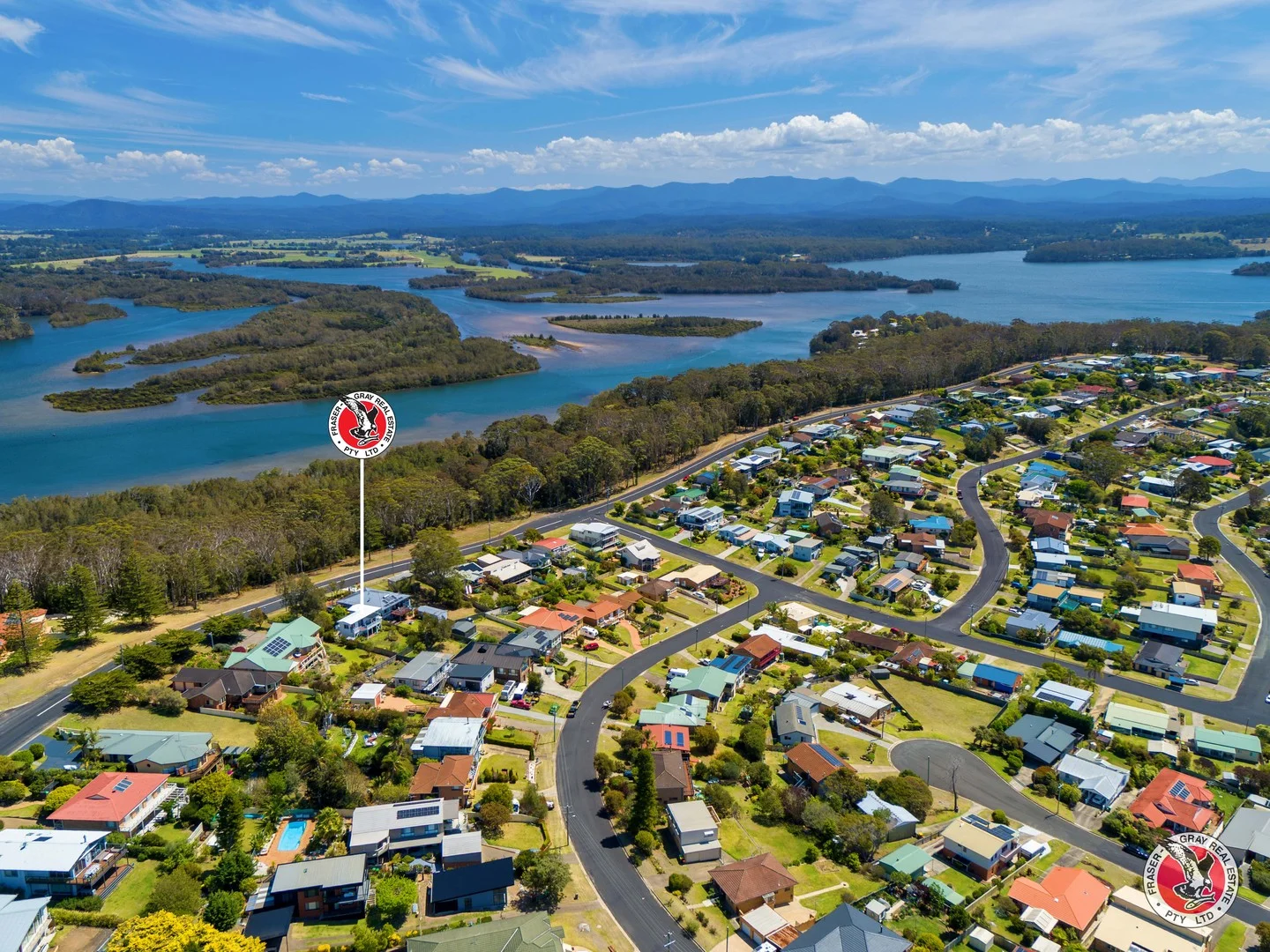 142 Hector McWilliam Drive, Tuross Head NSW 2537