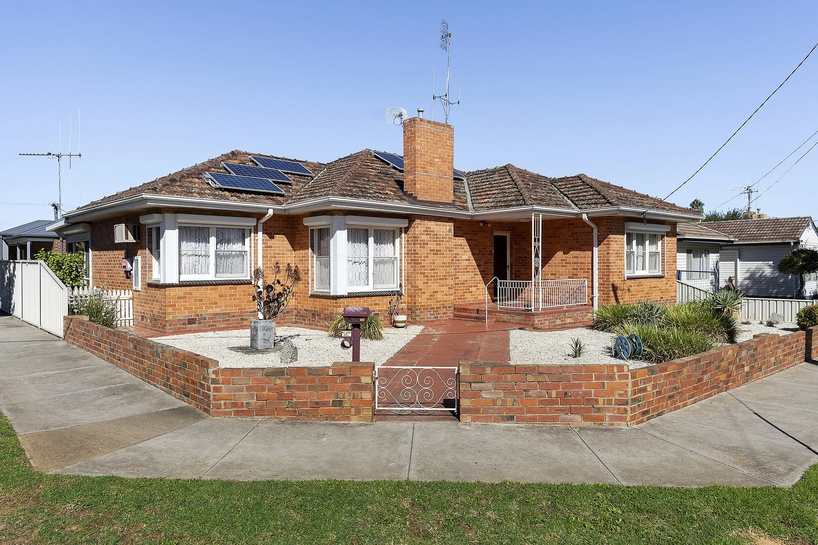 56 Montgomery Crescent, White Hills VIC 3550