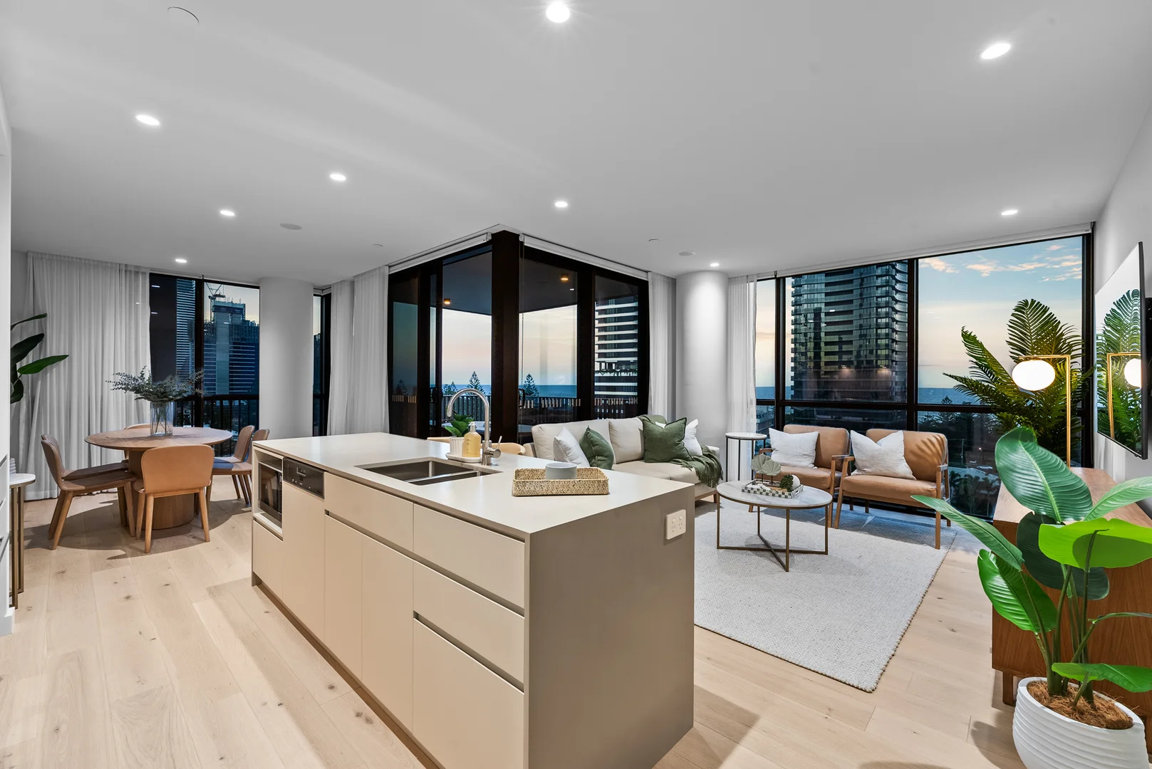 Additional image 7 of 903/7-9 Mermaid Avenue, Mermaid Beach QLD 4218