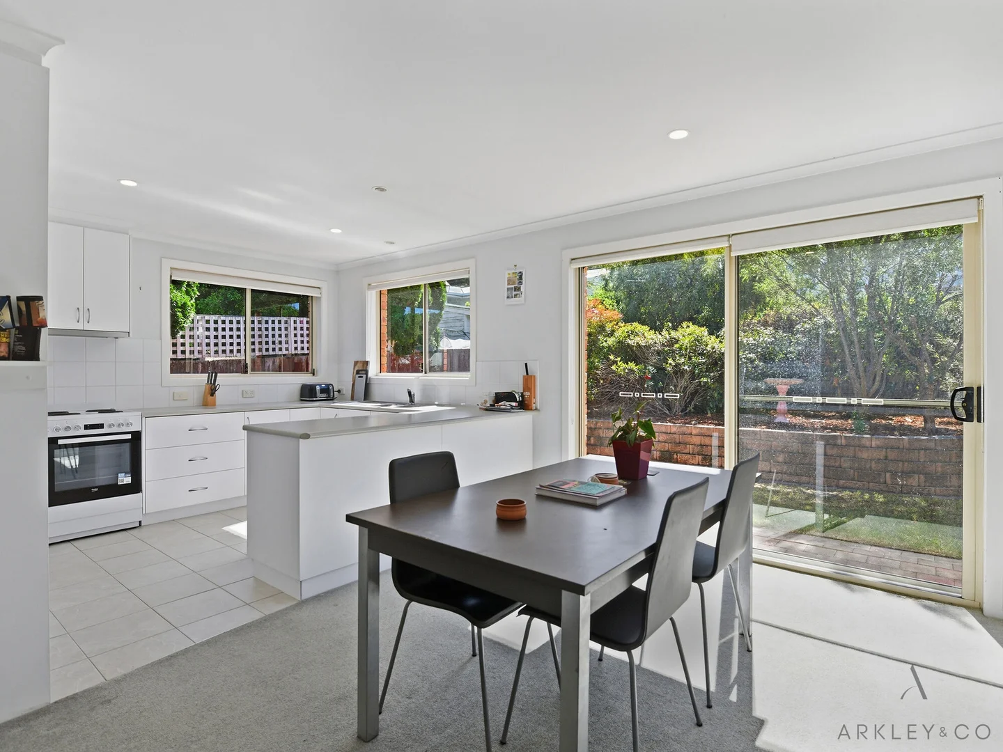 Additional image 7 of 21 Milford Street, Lindisfarne TAS 7015