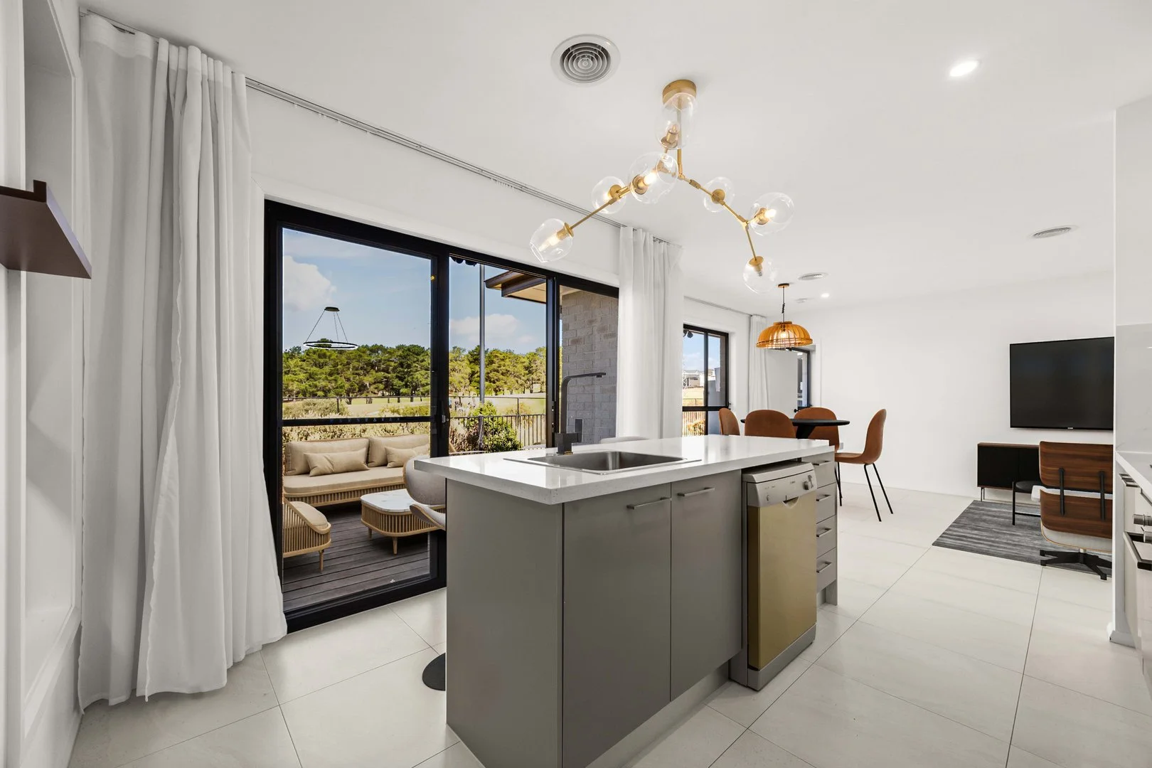 Additional image 5 of 86 Lionel Rose Street, Holt ACT 2615