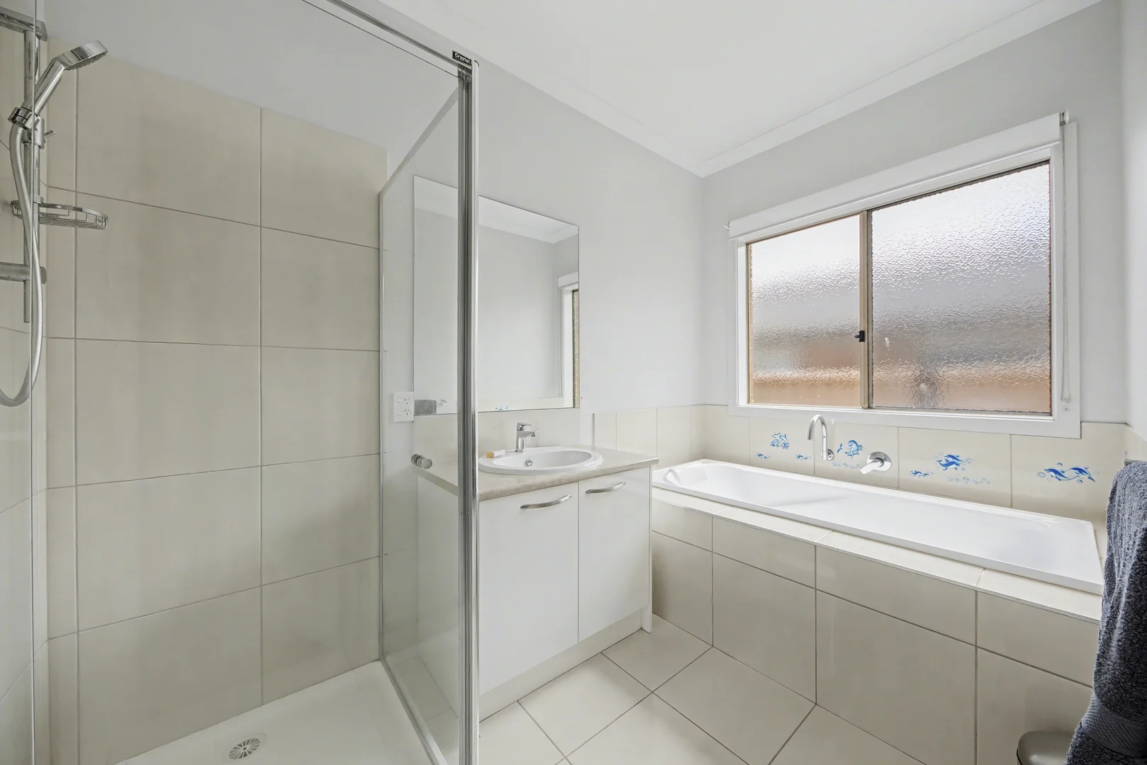 Additional image 17 of 11 Valleyview Grove, Drouin VIC 3818