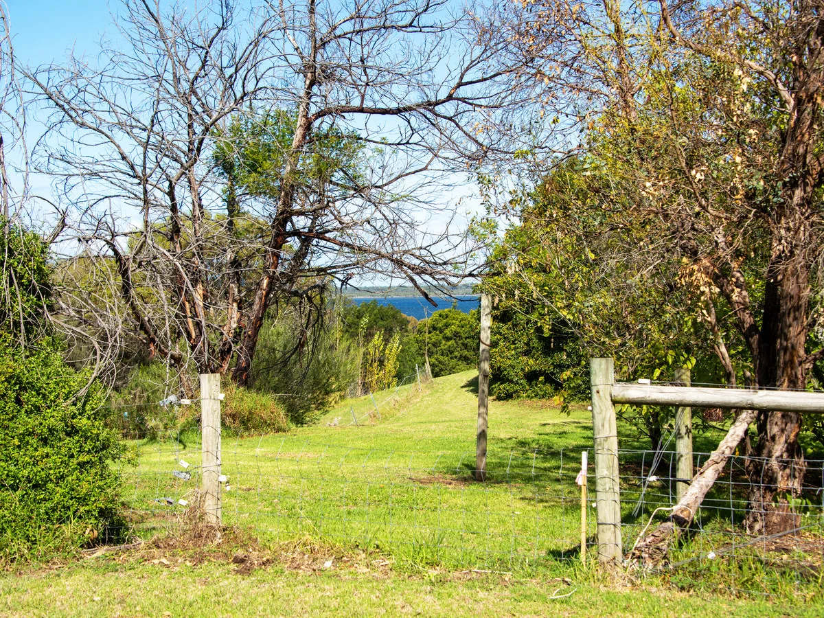 Additional image 6 of 5a & 5b Gloria Avenue, Metung VIC 3904