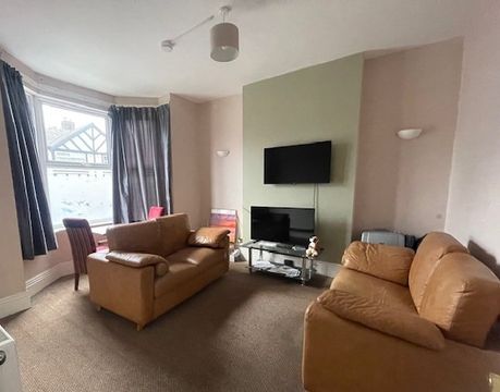 Machon Bank, Sheffield S7, Room to rent