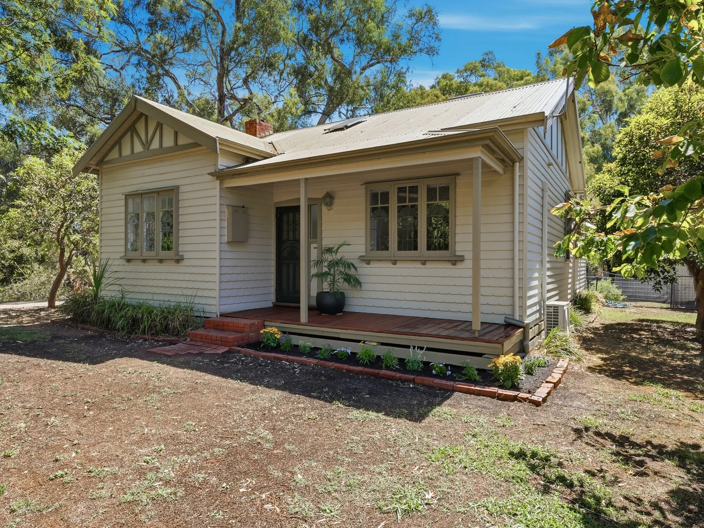 657 Markwood-Tarrawingee Road, Milawa VIC 3678