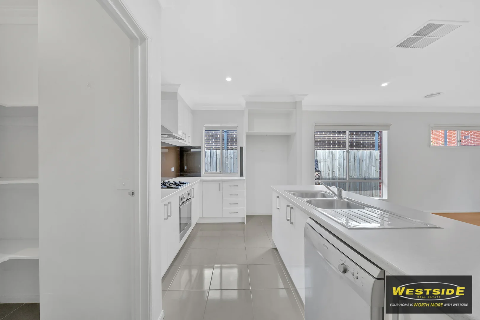 Additional image 6 of 15 Lacebark Lane, Aintree VIC 3336